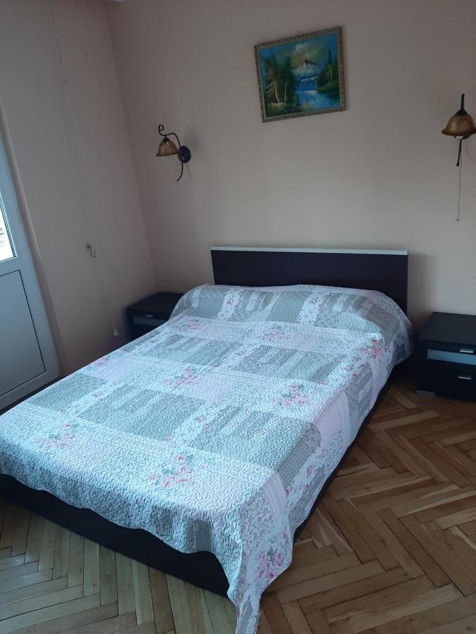Eli Apartment Oradea Exterior foto